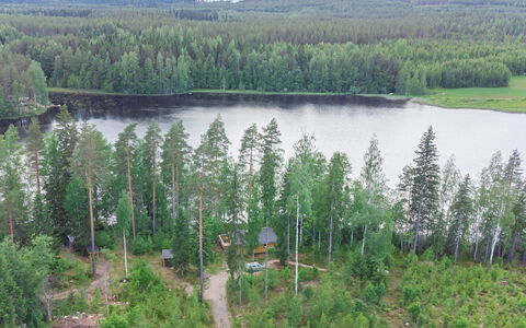 Lammenranta: Møbel, Indretning, Gulvbelægning, Etage, Bord, Loft, Køkken & Spisebord, Belysning, Stol, Hjem
