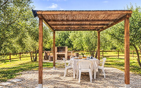 Grotta Porcina: Ketsjer Sport, Woodland, Parkere, Net, Lund