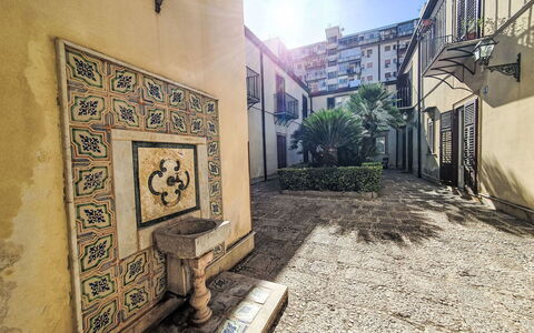 Maya'S Home Palermo: Ejendom, Plante, Bygning, Himmel, Indretning, Vindue, Træ, Gulvbelægning, Træ, Kunst