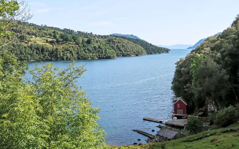 Askelund: Sky, Himmel, Bjerg, Plante, Økoregion, Naturlige Landskab, Træ, Græs, Highland, Biome