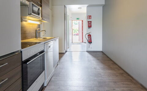 Skivillas 47 Ukkohalla (A8): Træ, Bank, Hus, Sommerhus, Sø, Dam, Skov, Bjælkehytte