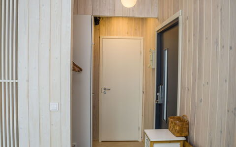 Merikataja: Møbel, Stol, Udendørs Møbler, Bord, Træ, Udendørs Bord, Køkken & Spisebord, Skygge, Have, Paraply