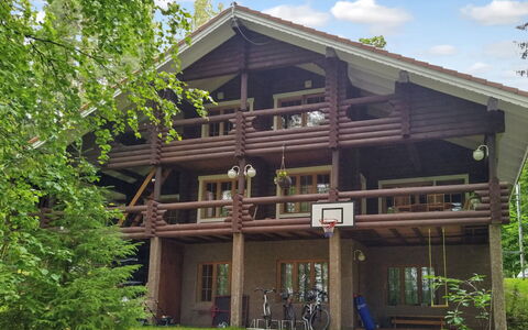 Tuohiniemi: Hjem, Sommerhus, Sidespor, Estate, Bjælkehytte, Indkørsel, Gård, Veranda, Sedan, Garden Bygninger