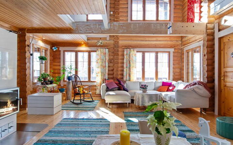 Tuohiniemi: Svømmepøl, Boligområde, Udvej, Fritid, Lejlighed, Eco Hotel, Hacienda, Estate, Villa, Hotel