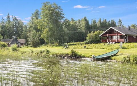 Mansikkaranta 2: Træ, Sommerhus, Hus, Hjem, Dør, Hårdttræ, Garden Bygninger, Bejdse, Bjælkehytte, Planke