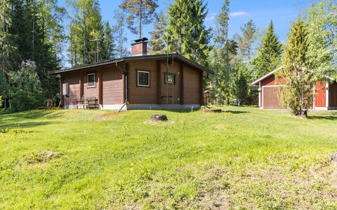 Kesäranta: Møbel, Indretning, Gulvbelægning, Etage, Bord, Loft, Køkken & Spisebord, Belysning, Stol, Hjem