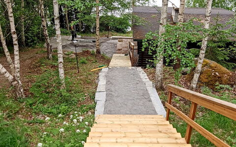 Villa Iloinen: Træ, Bro, Trappe, Walkway, Boardwalk, Skov, Woodland, Planke, Sti