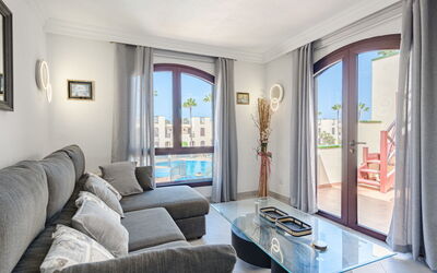 Tagoro Solarium & Pool View