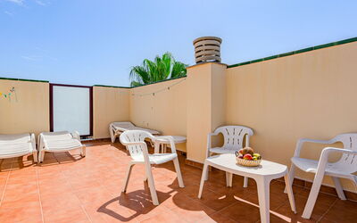 Tagoro Solarium & Pool View