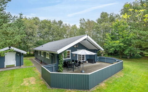Femme: Hus, Hjem, Sommerhus, Estate, Gård, Stuehus, Sidespor, Garden Bygninger, Veranda