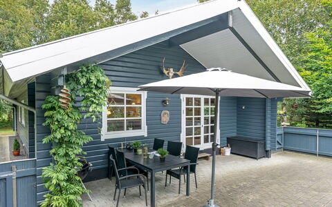 Femme: Bjergrige Landskabsformer, Bjerg, Bakke, Bjergkæde, Hill Station, Menneskelig Bosættelse, Urban Design, Alps, Dal, Topmøde