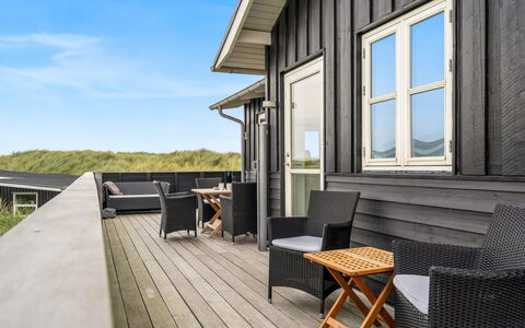 Egino - 90M from the Sea: Bjergrige Landskabsformer, Bjerg, Bakke, Bjergkæde, Hill Station, Menneskelig Bosættelse, Urban Design, Alps, Dal, Topmøde