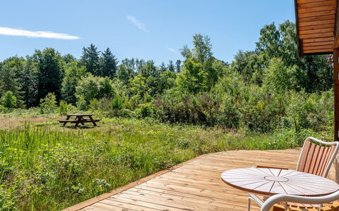 Duco - 780M from the Sea: Træ, Busk, Land Lot, Plantesamfund, Hårdttræ, Bejdse, Dæk, Planke, Have, Sommerhus