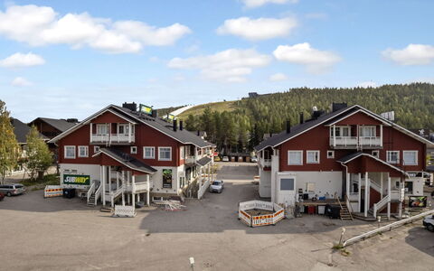 Leviraitti 4 a 4: Sommerhus, Hus, Hjem, Garden Bygninger, Sidespor, Bjælkehytte, Stuehus, Estate, Skur, Gård