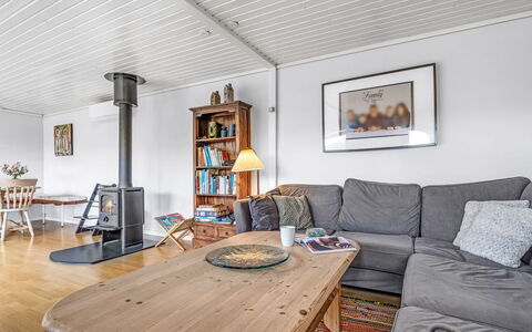 Tenho - 150M from the Sea: Hjem, Sommerhus, Veranda, Sidespor, Stuehus, Udendørs Struktur