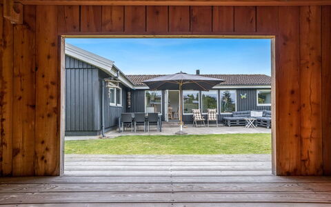 Tenho - 150M from the Sea: Hjem, Sommerhus, Veranda, Sidespor, Stuehus, Udendørs Struktur