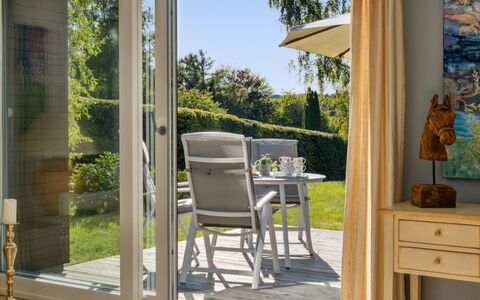Annlisa - 750M from the Sea: Hus, Hjem, Tag, Sommerhus, Estate, Landscaping, Garden Bygninger, Sidespor, Stuehus