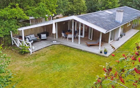 Arto - 1.2Km from the Sea: Hjem, Sommerhus, Veranda, Sidespor, Stuehus, Udendørs Struktur