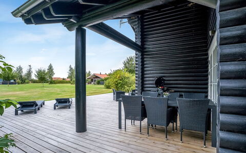 Salmina - 900M from the Sea