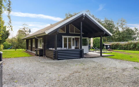 Hjorthung - 2Km from the Sea: Tag, Hus, Hjem, Sommerhus, Sidespor, Veranda, Garden Bygninger, Skygge, Udendørs Struktur, Stuehus