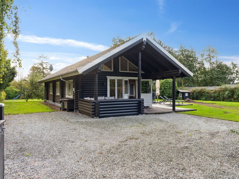 Hjorthung - 2Km from the Sea