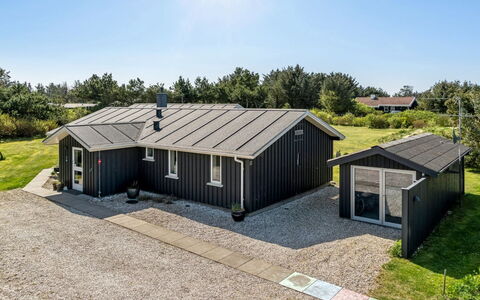 Nadica - 400M from the Sea: Træ, Hjem, Veranda, Dæk, Hårdttræ, Tag, Bejdse, Trægulve, Eco Hotel
