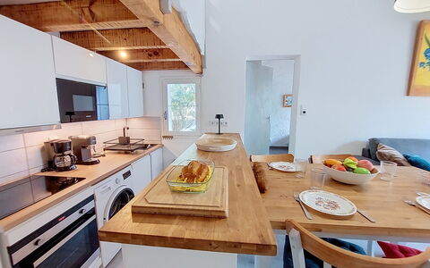 Mimizan 406: Møbel, Countertop, Gulvbelægning, Indretning, Træ, Etage, Køkken, Loft, Køkken Apparat, Cabinetry