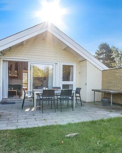 Hedde - 100M from the Sea