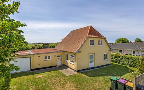 Slavomira - 12Km from the Sea: Estate, Farm