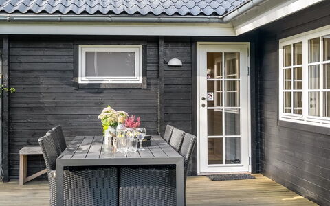 Evi - 500M from the Sea: Græs, Græs-, Land Lot, Sommerhus, Landdistrikt, Eng, Garden Bygninger, Have, Skur