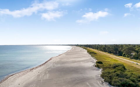 Kaila - 50M from the Sea: Vand, Krop Af Vand, Vandressourcer, Kyst, Naturligt Miljø, Strand, Horisont, Coastal Og Oceaniske Landskabsformer, Hav