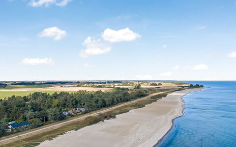 Kaila - 50M from the Sea: Himmel, Blå, Daytime, Krop Af Vand, Horisont, Kyst, Coastal Og Oceaniske Landskabsformer, Strand, Hav, Kyst