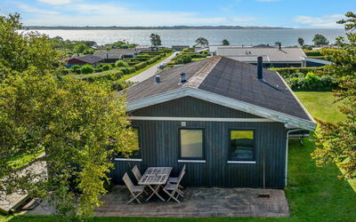 Dorathea - 360M from the Sea