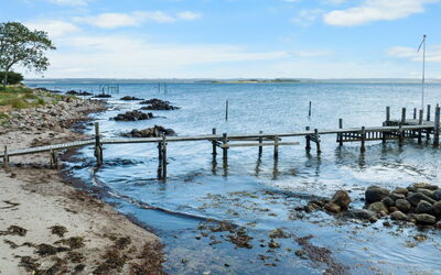 Dorathea - 360M from the Sea