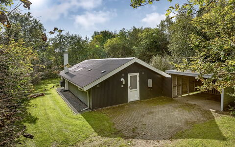 Dimo - 30Km from the Sea: Bjergrige Landskabsformer, Bjerg, Bakke, Bjergkæde, Hill Station, Menneskelig Bosættelse, Urban Design, Alps, Dal, Topmøde