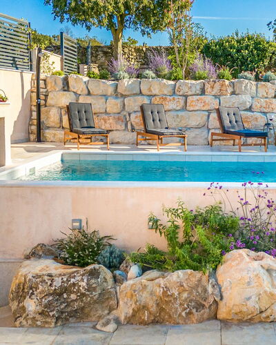 Botra Maria Luxury