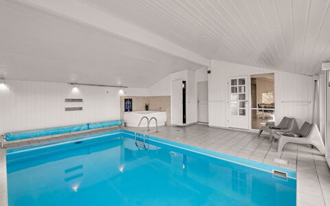 Jaana - 10M from the Sea: Træ, Hjem, Veranda, Dæk, Hårdttræ, Tag, Bejdse, Trægulve, Eco Hotel