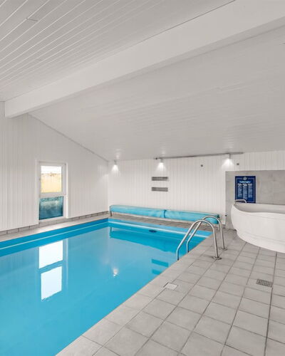 Jaana - 10M from the Sea