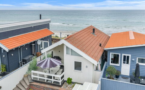 Aswith - 5M from the Sea