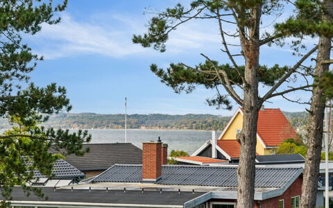 Elmeri - 200M from the Sea: Hus, Hjem, Tag, Sommerhus, Estate, Landscaping, Garden Bygninger, Sidespor, Stuehus