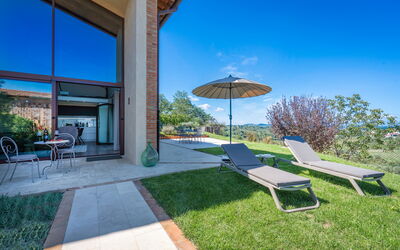 Melaiolo Modern Apartment With Pool, Montaione, To