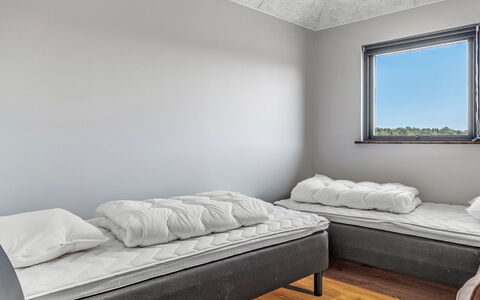 Sönke - 4Km from the Sea: Soveværelse, Seng, Sengetøj, Sengetøj, Etage, Loft, Gulvbelægning, Bed Frame, Indretning, Sengetøj