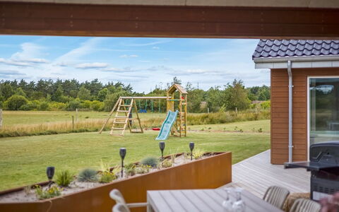 Sönke - 4Km from the Sea: Træ, Land Lot, Hjem, Skygge, Bejdse, Have, Hårdttræ, Stol, Landscaping, Gård