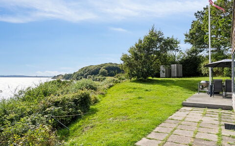 Alfhild - 30M from the Sea: Bjergrige Landskabsformer, Bjerg, Bakke, Bjergkæde, Hill Station, Menneskelig Bosættelse, Urban Design, Alps, Dal, Topmøde