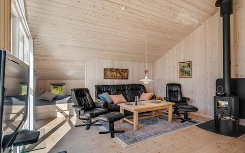 Skrollan - 200M to the Fjord: Græs, Bygning, Hus, Tag, Hjem, Boligområde, Sommerhus, Land Lot, Landdistrikt, Lawn