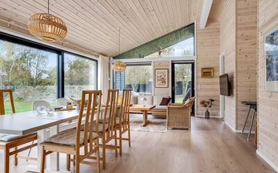 Aruna - 550M from the Sea