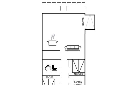 Regine - 1.1Km to the Fjord: Boligområde, Busk, Hus, Hjem, Have, Estate, Skygge, Landscaping, Lawn