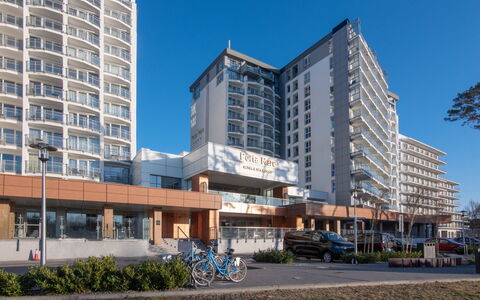 Mistral Porta Mare: Lejlighed, Ejerlejlighed, Hovedstadsområde, Metropolis, Kommerciel Bygning, Blandet Brug, Altan, Hovedkvarter, Hotel