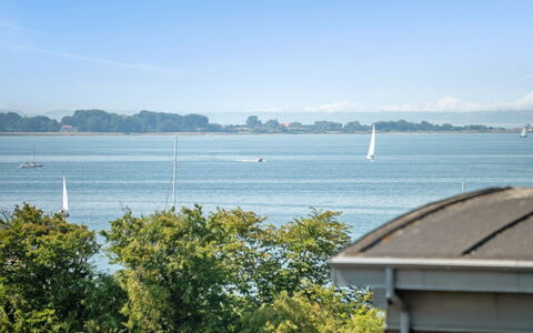 Wilmar - 380M from the Sea: Boligområde, Tag, Forstad, Indkørsel, Estate, Skorsten