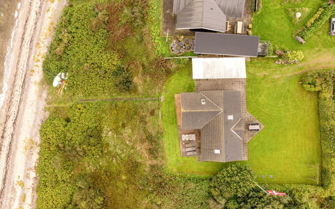 Næwe - 10M to the Fjord: Bjergkæde, Dal, Bjerglandsby, Ferieby